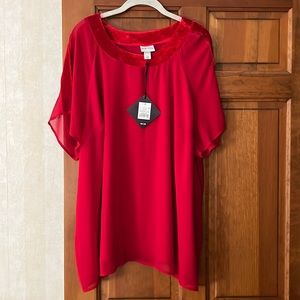Ava & Viv Womens plus size top 3X Red